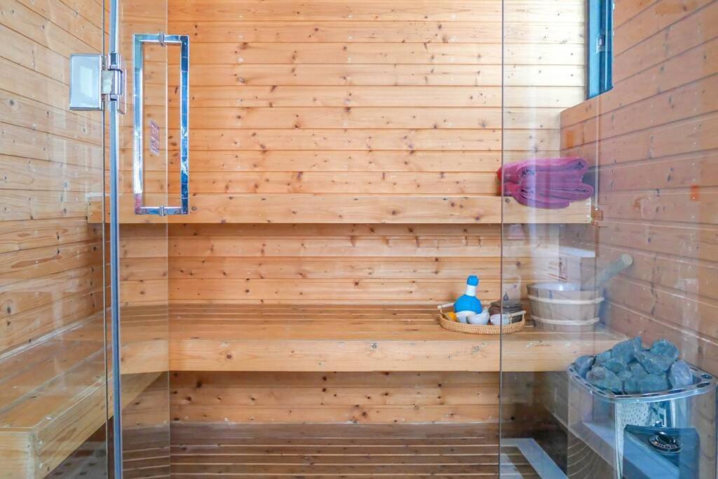 3Bd Pool Villa Pattaya With Sauna - Exquisite Pool Villa B Nong Prue Luaran gambar